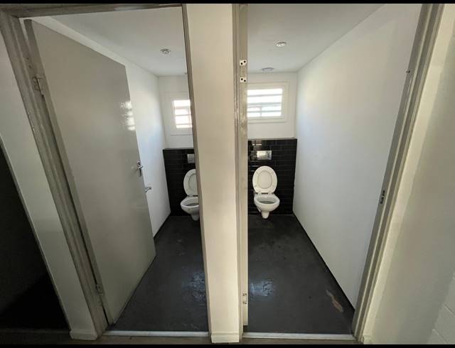 530M² WAREHOUSE TO LET IN PAARDEN EILAND